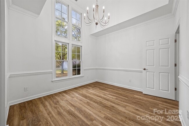 Foto del edificio - 7219 Bevington Woods Ln
