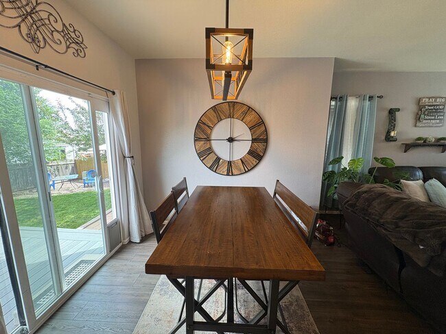 Foto del edificio - Beautiful 4 Bed 3 Bath in Fountain!!!