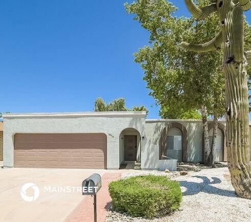 Building Photo - 10414 W Calle De Plata