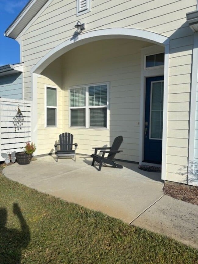 Building Photo - Welcome to Margaritaville 55 + Community