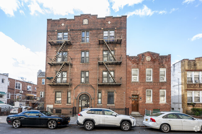 Building Photo - 1570 66th St