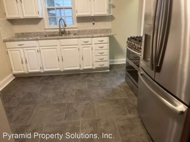 Building Photo - 3 br, 1 bath House - 604 E Sheridan Ave