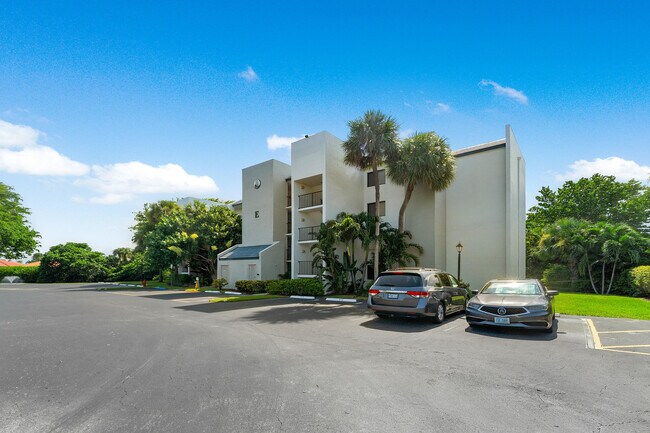 Building Photo - 1605 S US Hwy 1