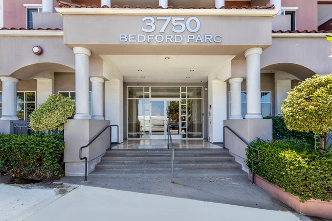 Building Photo - 3750 Santa Rosalia Dr