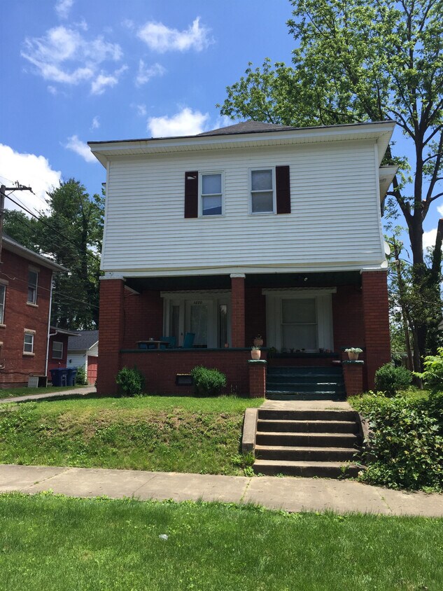 Foto principal - 1220 6th St