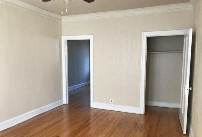 Foto del edificio - 6317 S Artesian Ave
