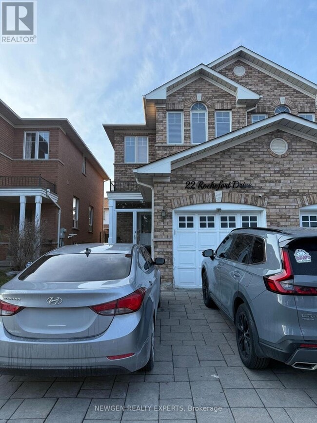 Building Photo - 22 Rochefort Dr