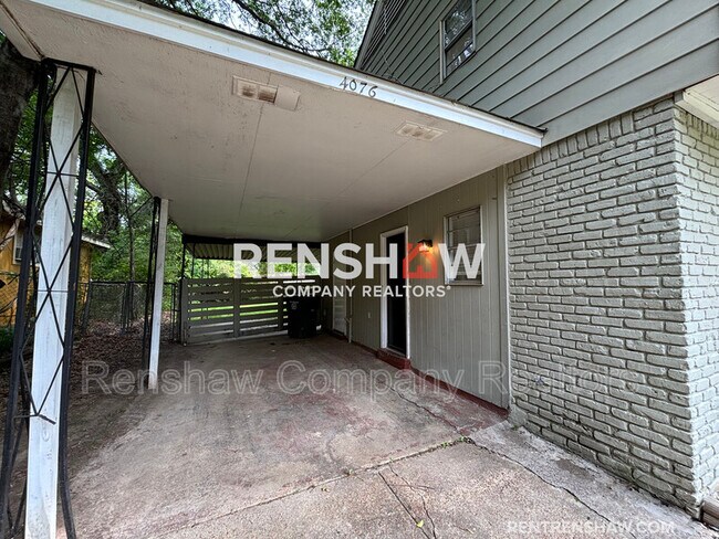 Foto del edificio - 4076 Chippewa Rd