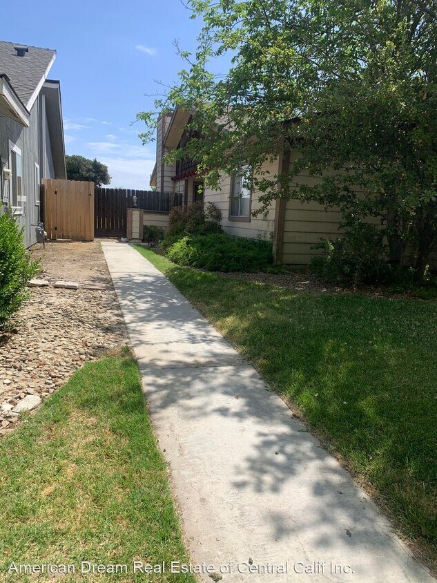 Foto principal - 2 br, 2 bath House - 2209 N 10th Ave