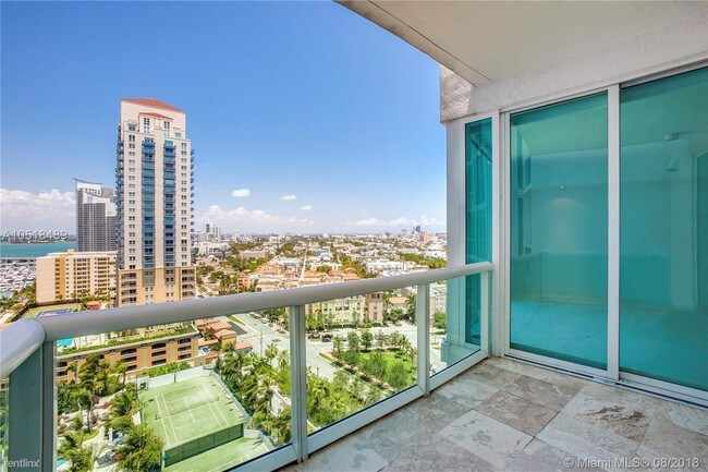 Foto del edificio - 1000 South Pointe Dr