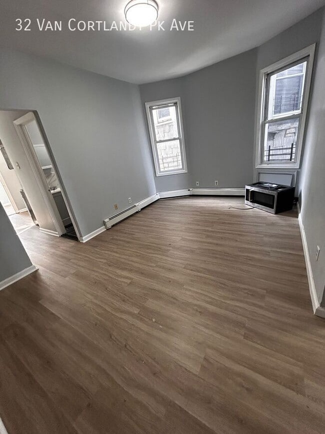 Photo - 32 Van Cortlandt Park Ave Apartment