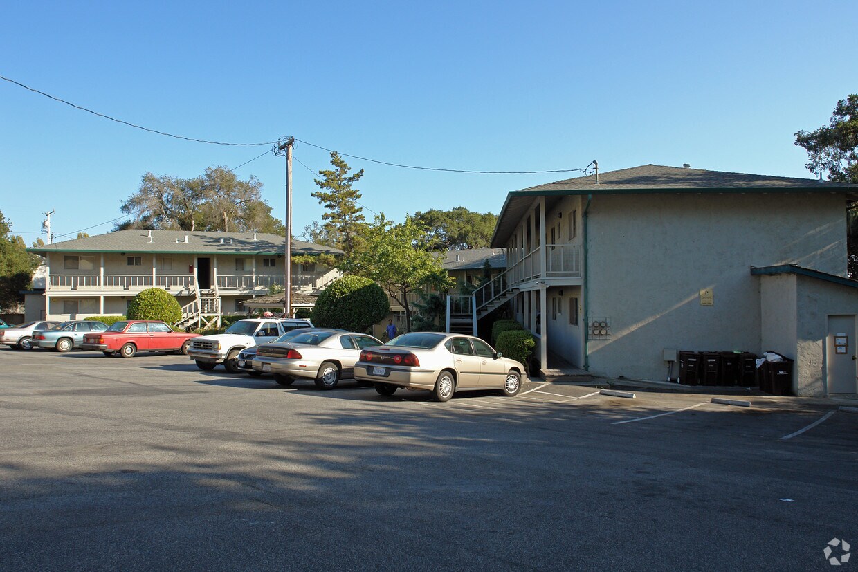 Primary Photo - 6996 Soquel Dr