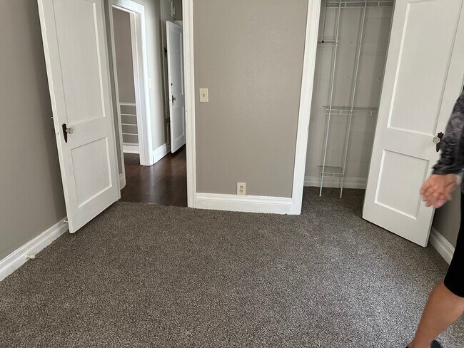 bedroom 2 - 6809 NW 44th St