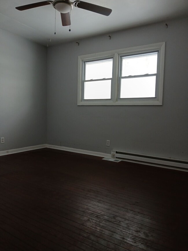 Building Photo - 4610 Illinois St