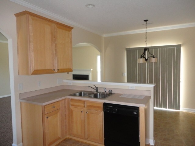 Building Photo - 697 Pimlico Drive