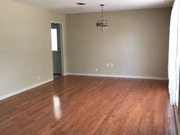 Foto del edificio - 819 Southfield Rd