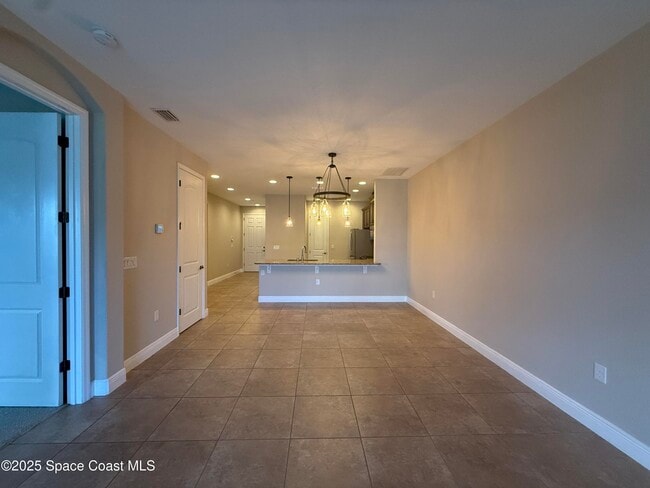 Building Photo - 7954 Loren Cove Dr