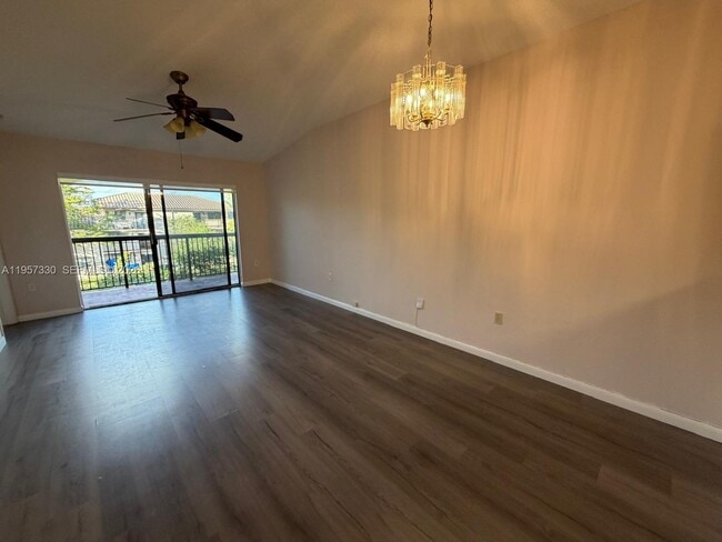 Building Photo - 9971 Nob Hill Pl