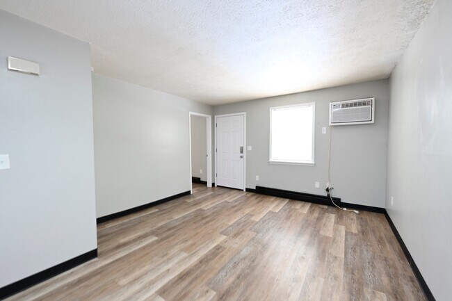 Foto del edificio - 26 Sunnyslope Dr