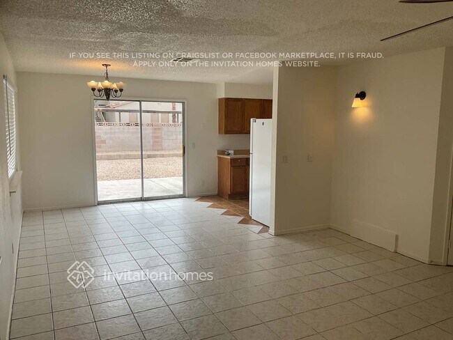 Foto del edificio - 901 Calico Hills Ct
