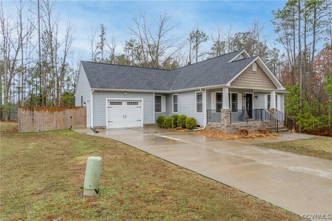Building Photo - 3931 Harrow Dr