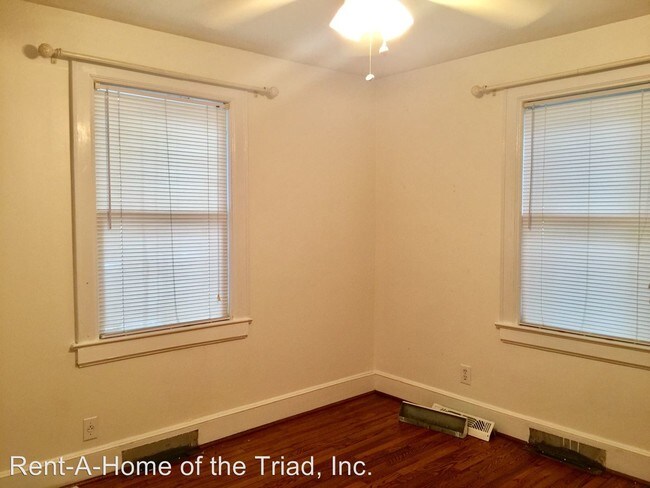 Foto del edificio - 3 br, 2 bath House - 1915 Independence Drive