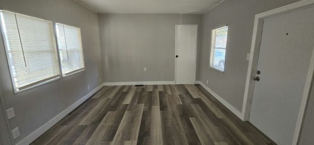 Building Photo - 1325 Wenlon Dr