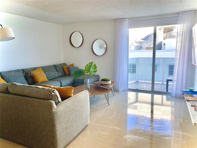 Building Photo - 2401 Collins Ave
