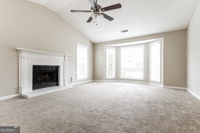 Foto del edificio - 4399 Barclay Way