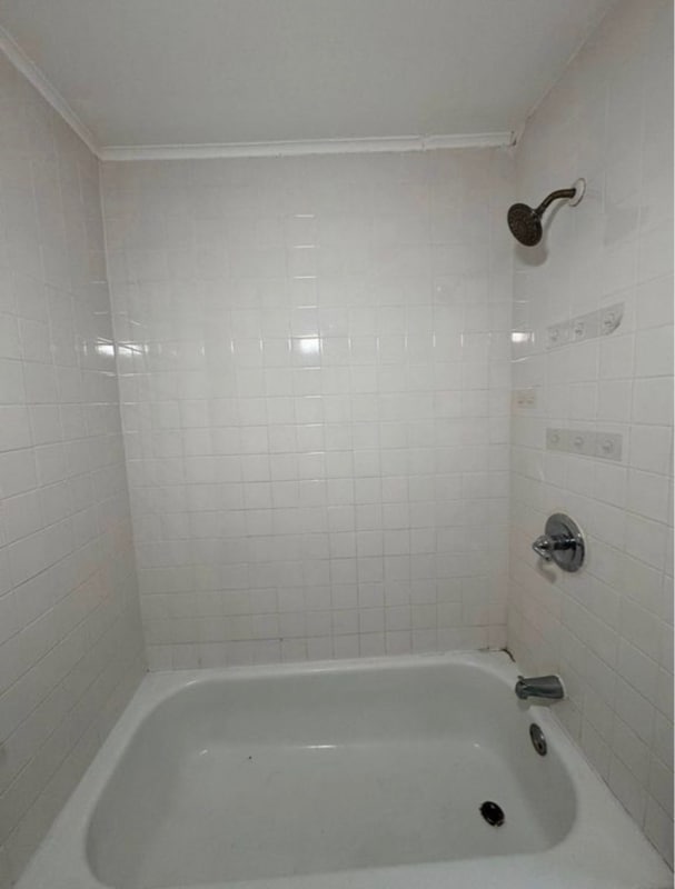 Building Photo - 499 Amboy Ave