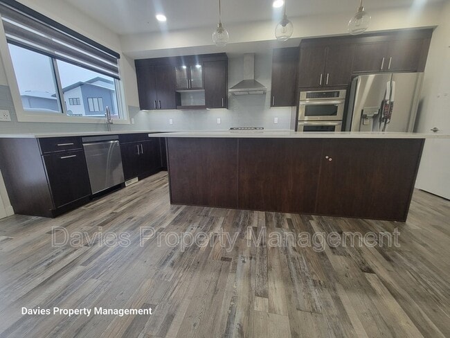 Building Photo - 3213 Kulay Way SW