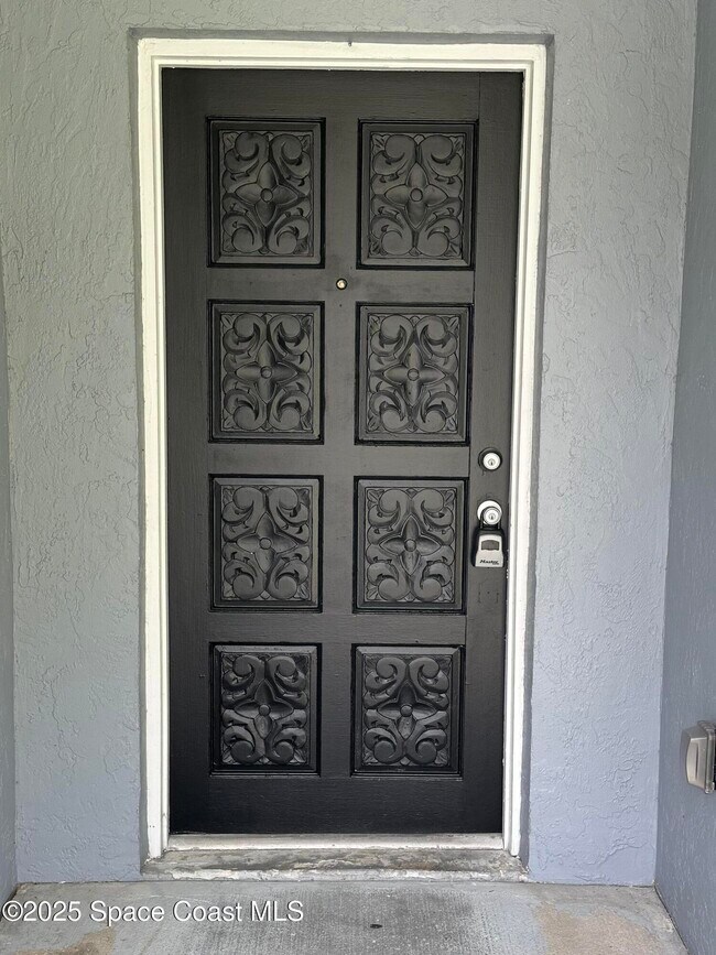 Foto del edificio - 682 Americana Blvd NE