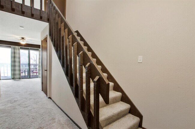 Foto del edificio - 6500 E 21st St N