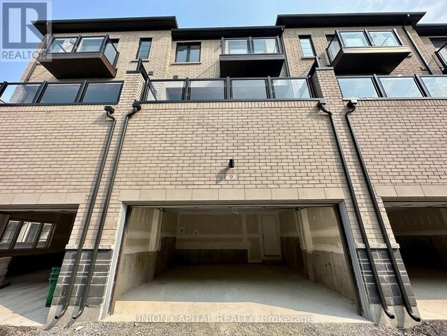 Building Photo - 9 Arthur White Ln