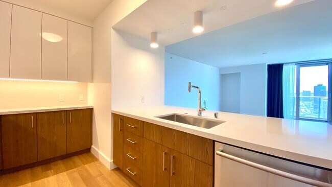 Building Photo - 629 Ke’eaumoku St