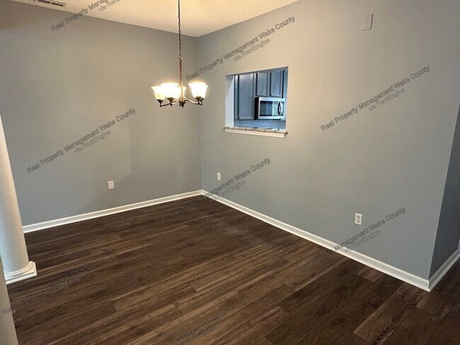 Foto del edificio - 10815 Galand Ct