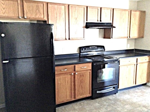 Building Photo - 608 Waterford Way