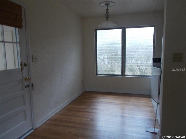 Foto del edificio - 413 NW 36th St