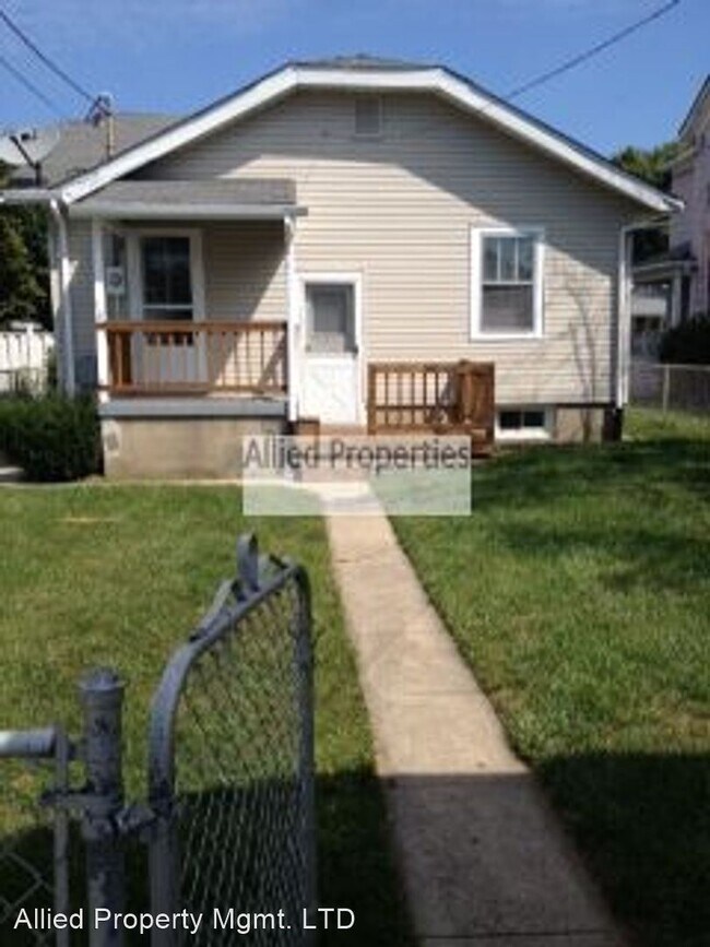 Building Photo - 2 br, 1 bath House - 1005 Minor Ave