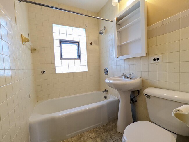 Foto del edificio - 514 N Emerson St