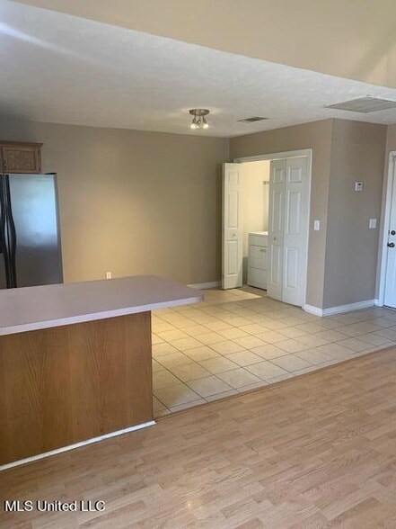 Building Photo - 134 Kings Ridge Dr