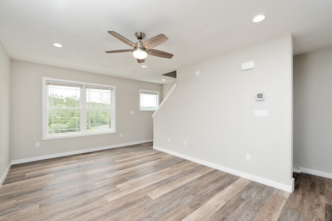 Foto del edificio - Staunton Apartments 301-314