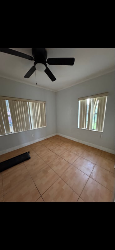 Photo - 1285 NE 143rd St (North Miami, FL)