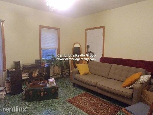 Building Photo - 1 br, 1 bath  - 295 Elm St # 1
