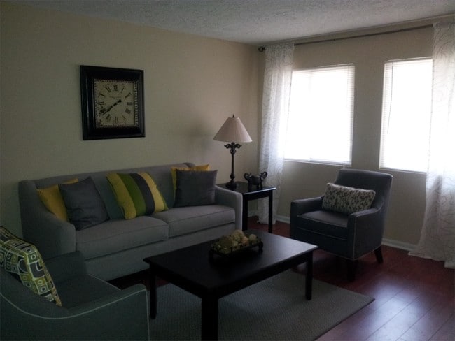 Foto del edificio - 741 Carter St NW