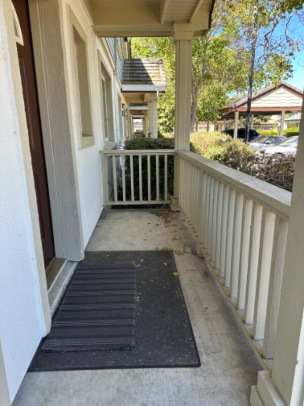 Foto del edificio - 521 Daniels Ave