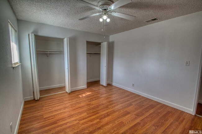 Building Photo - 260 W Park St