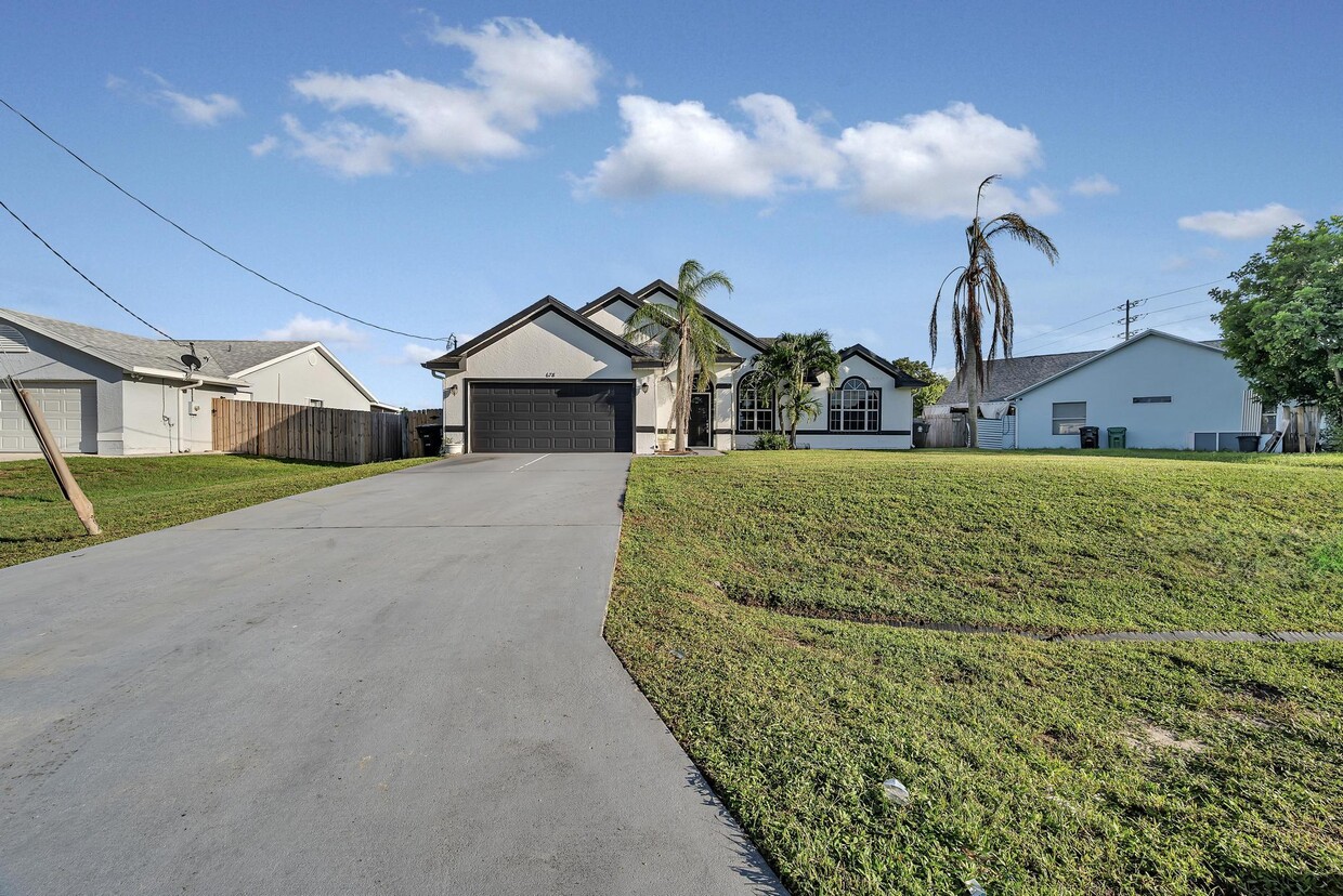 Foto principal - 678 SW Pueblo Terrace
