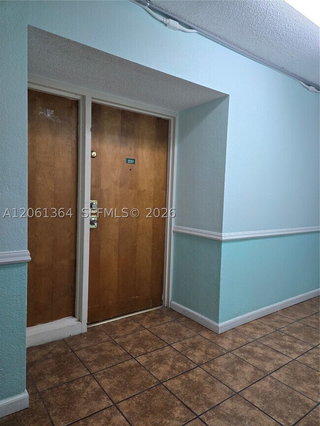 Foto del edificio - 2075 SW 122nd Ave
