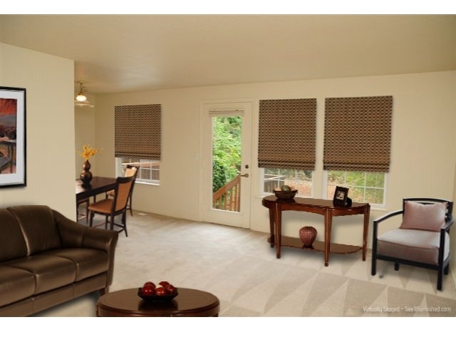 Sala de estar/ Comedor - Hathaway Court Apartments